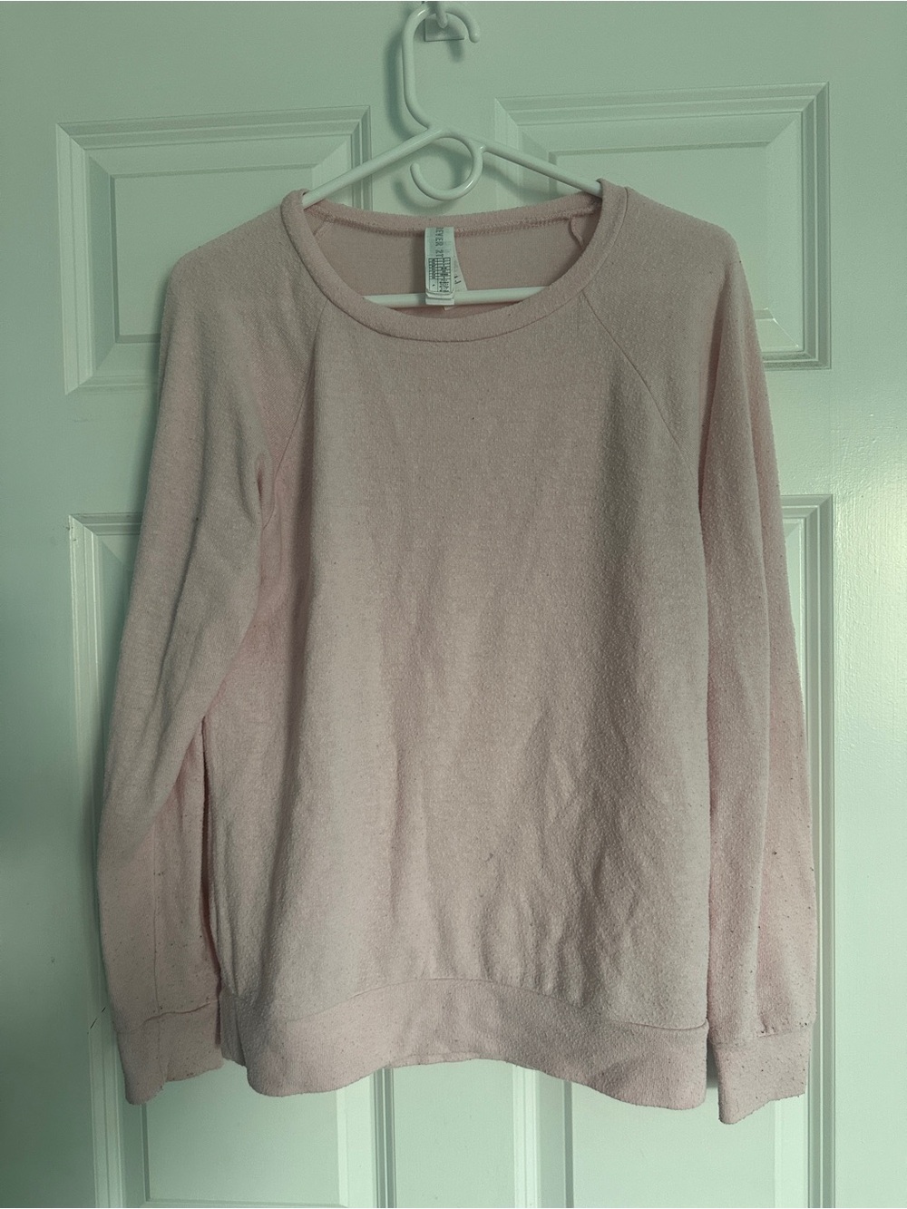 Forever 21 Light Pink Crewneck Sweater